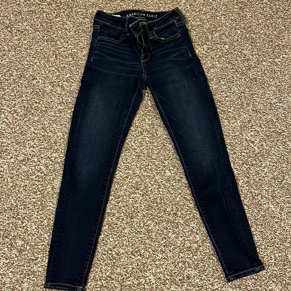 Barely worn, dark American Eagle Jeggings!